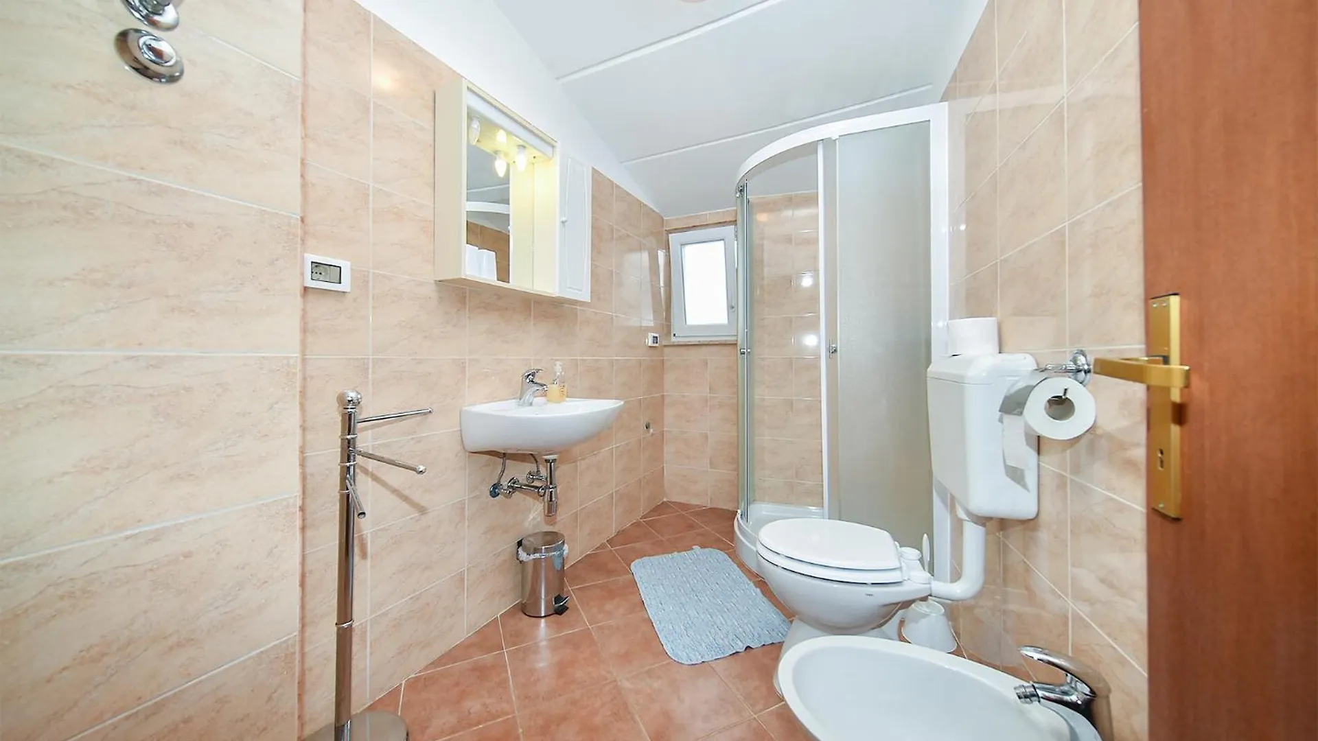 Apartments Romano 1099 Rovinj