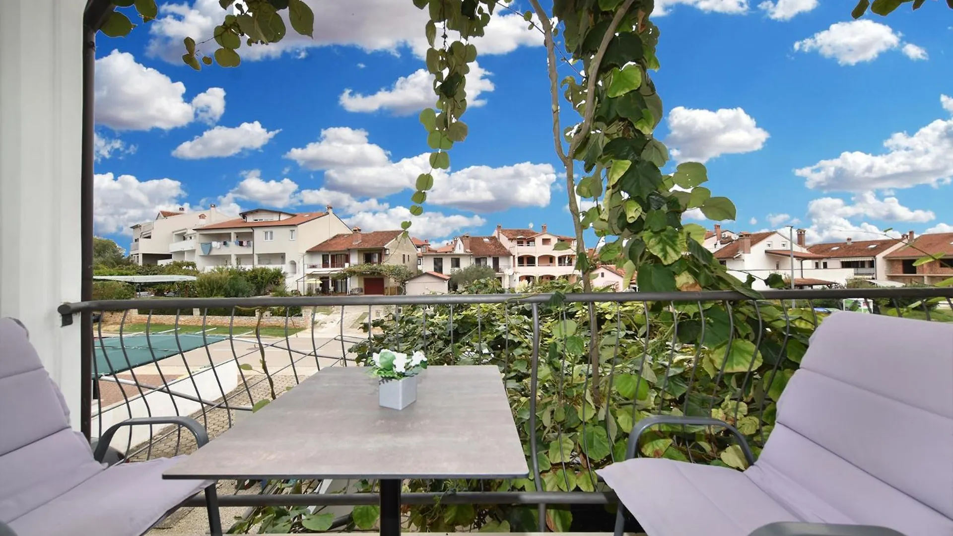Apartments Romano 1099 Rovinj