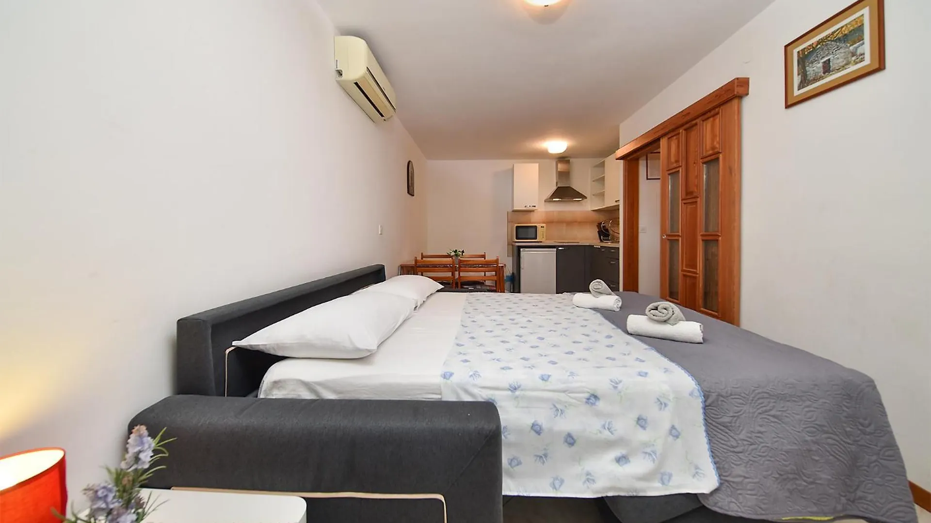 Apartments Romano 1099 Rovinj