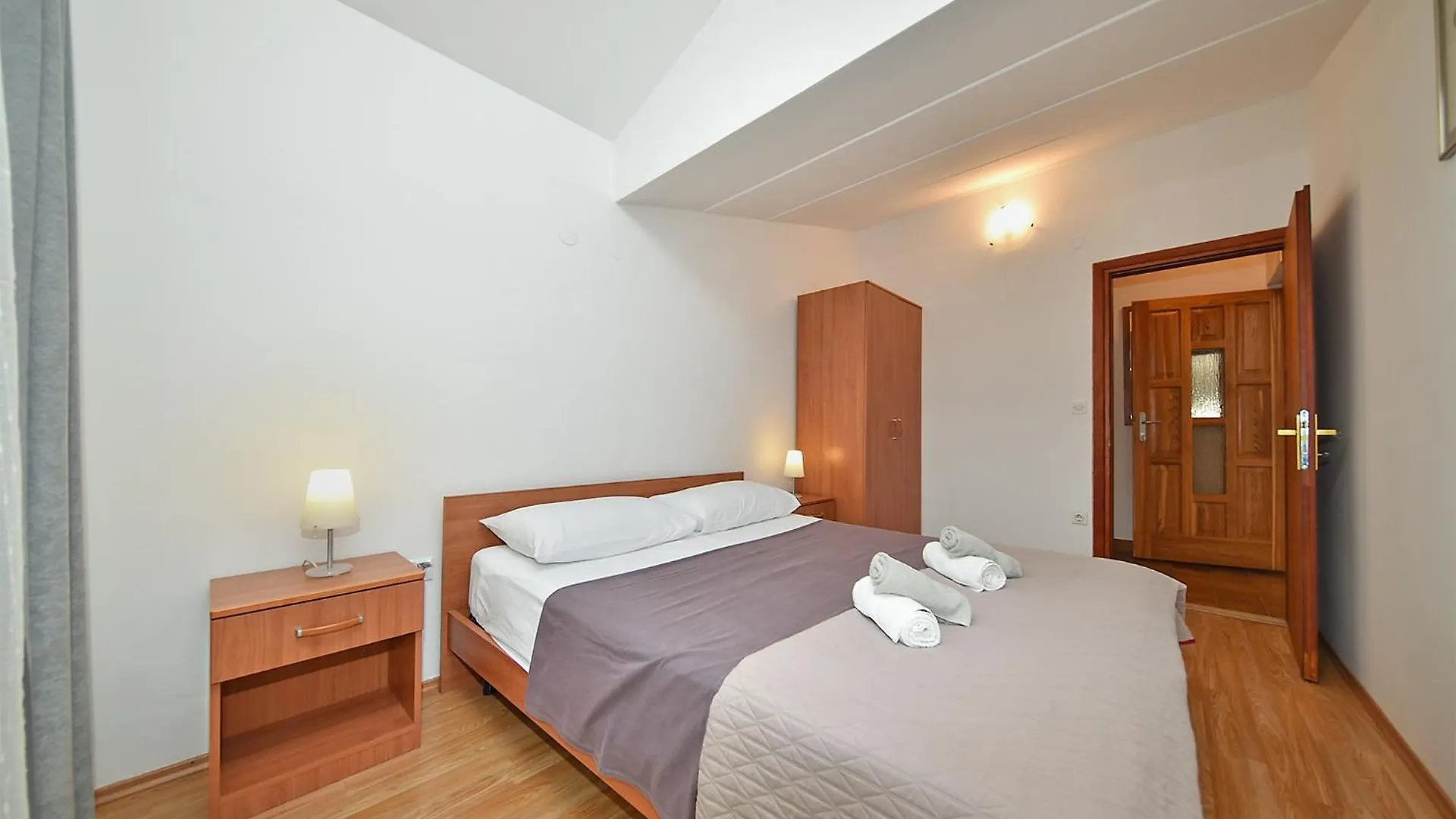 Apartments Romano 1099 Rovinj