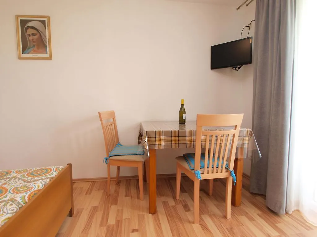 Apartments Romano 1099 Rovinj