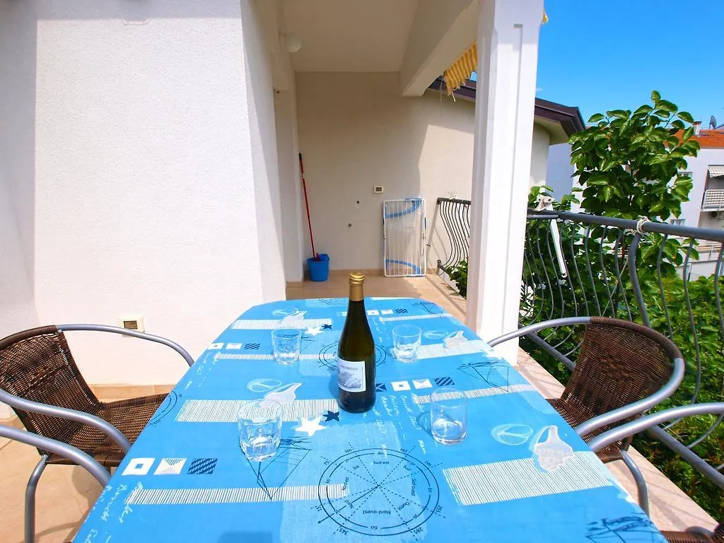Apartments Romano 1099 Rovinj Croatia