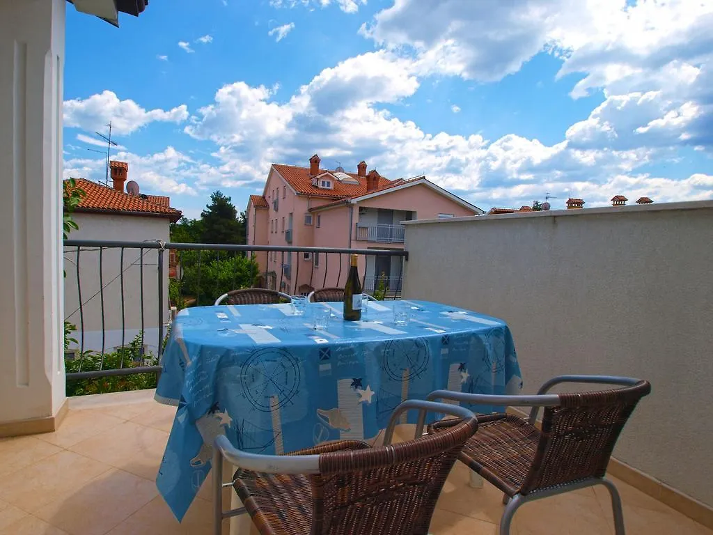 Apartments Romano 1099 Rovinj